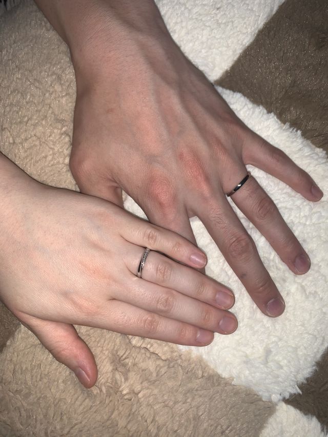 上:男性14号着用
下:女性8号着用