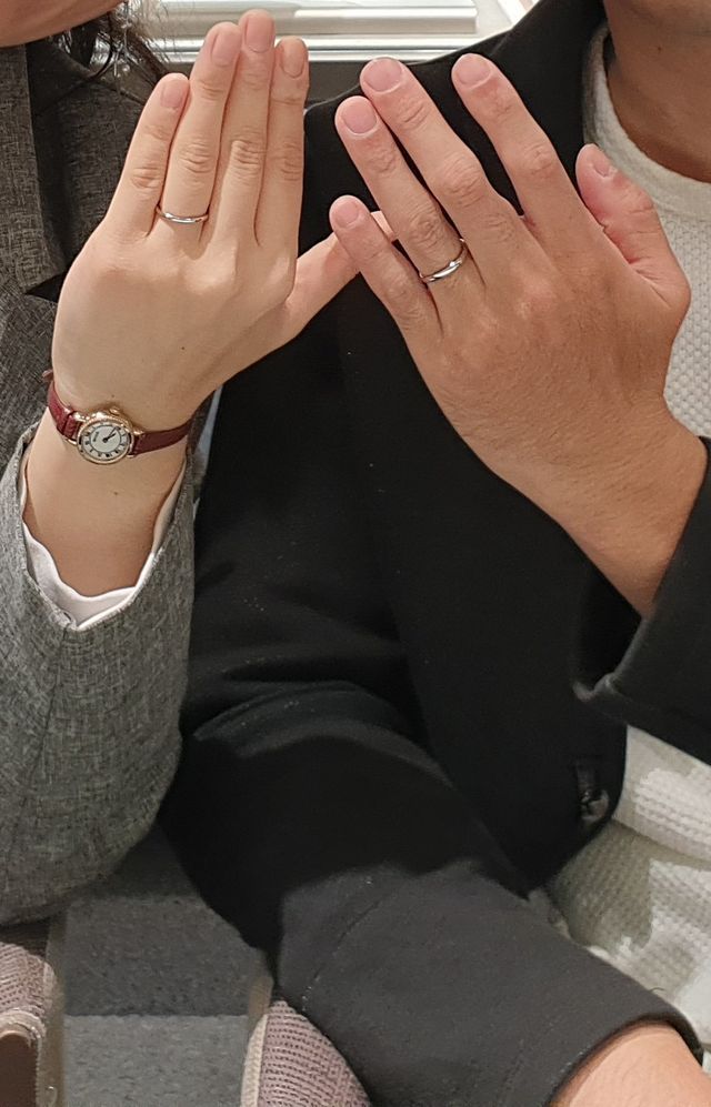 ケレースとゼフィロスというにそれぞれ別の指輪です