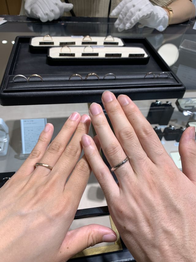 ロゼチナという素材がめずらしくてとてもきれいです。