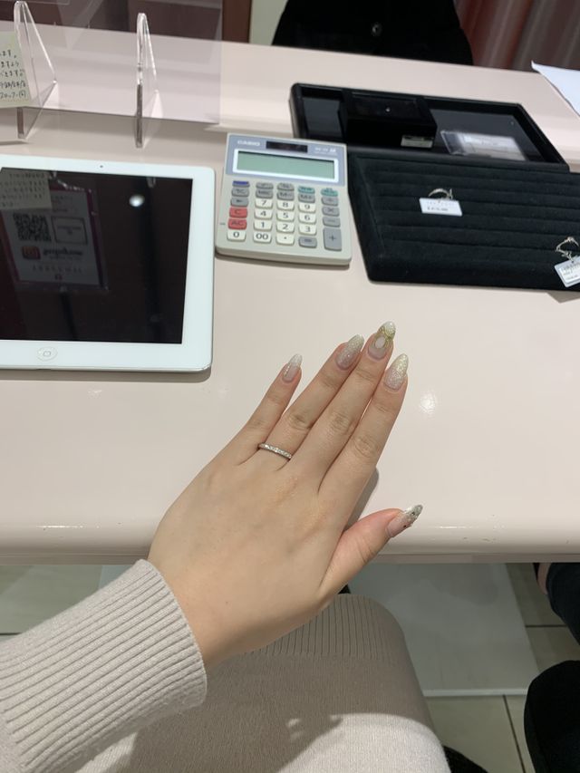 ハーフエタニティの指輪