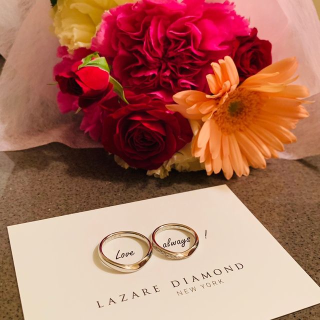購入して、プロポーズをした後の写真です。
