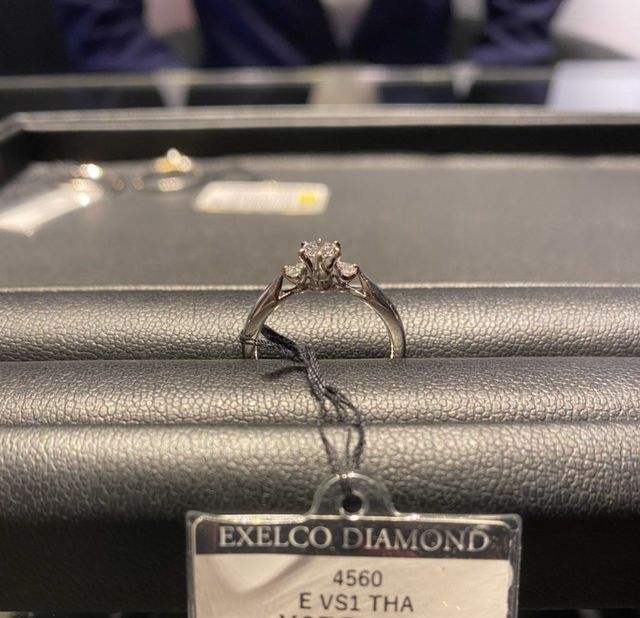 エリザベート（婚約指輪）