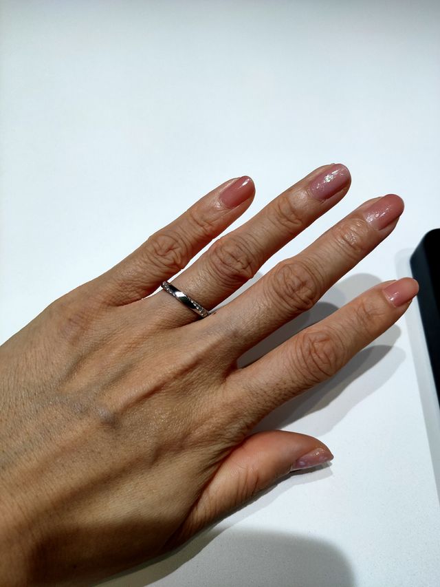 結婚指輪のみの写真です。