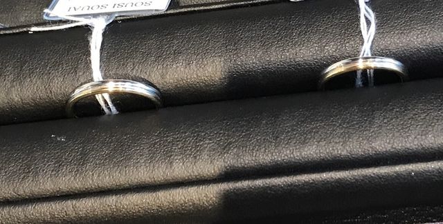 右がレディース
左がメンズ