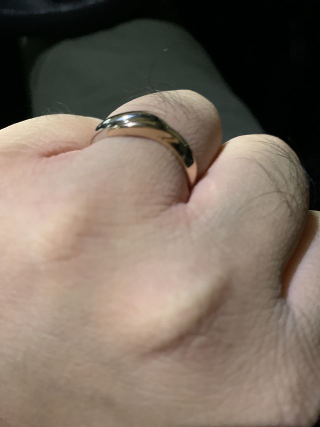 初めて着けました