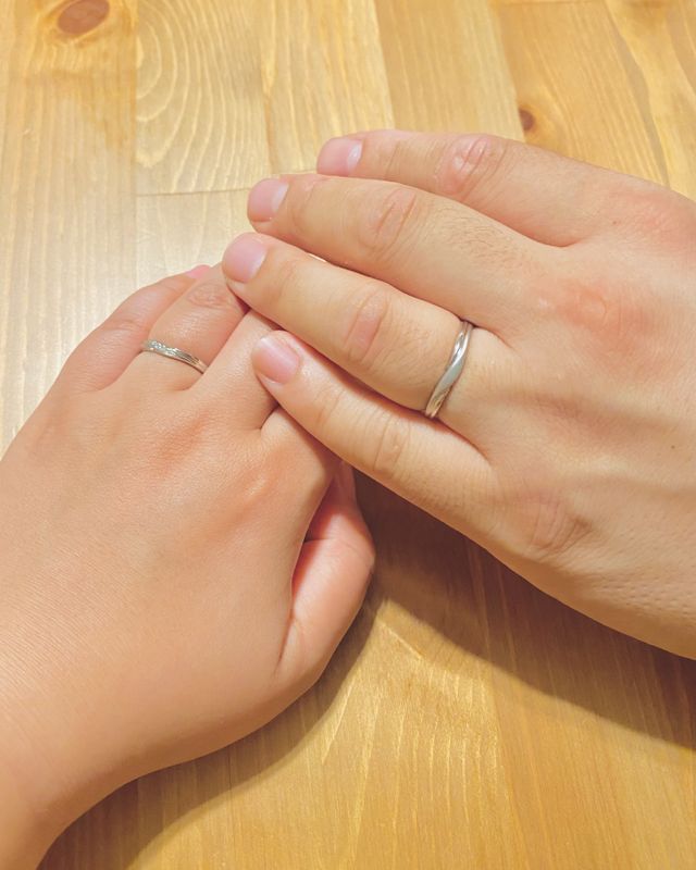 女性のデザインは見る角度によって印象が変わります♪