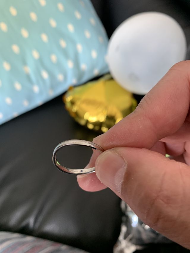 ちょっと波打っているデザインが気に入ってます。