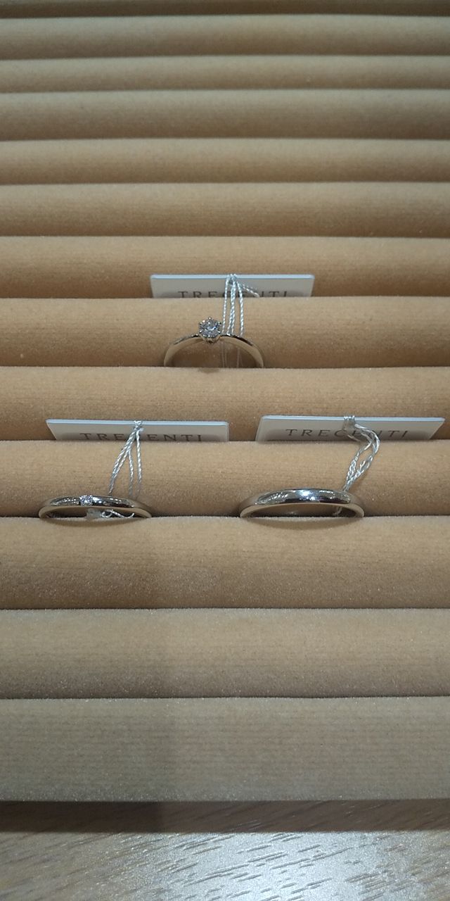 華奢なデザインが好みでした。