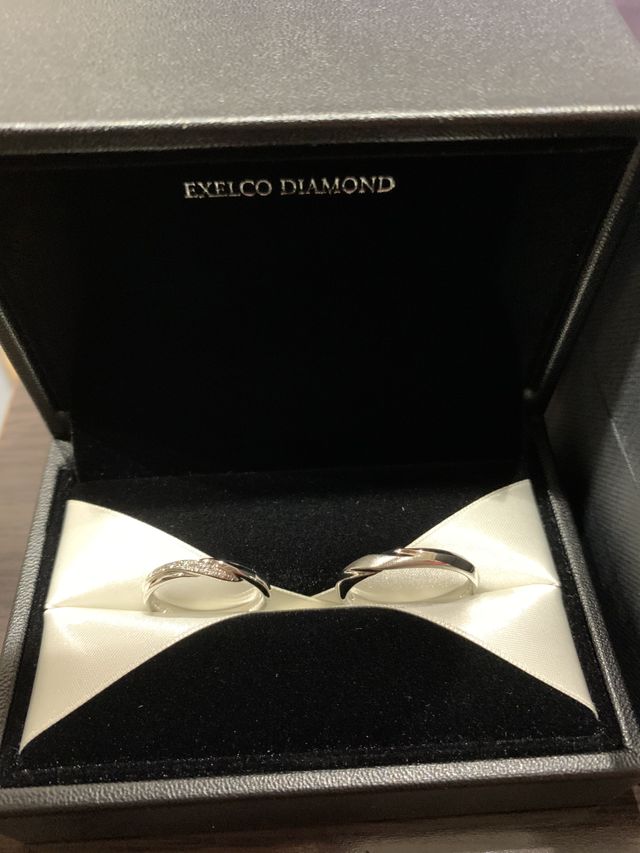 左:ベル ファビオラ
右:リアンフィニ