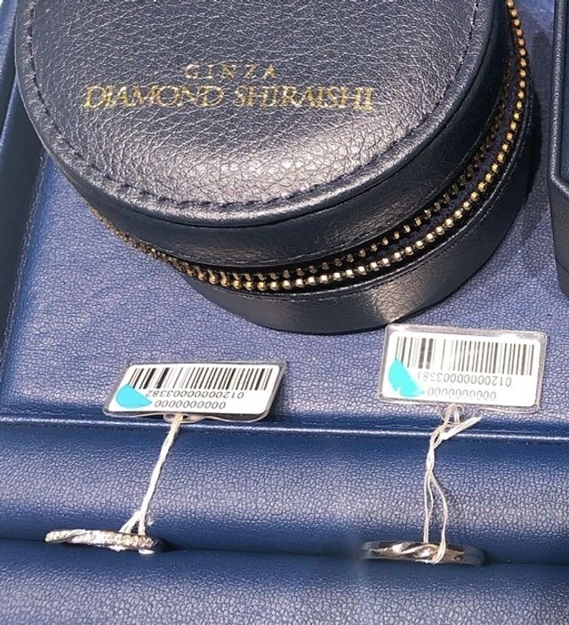 いろいろなデザインの指輪があり沢山試着させて頂きました！