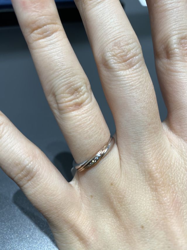 男性用はゴールドとダイヤ部分がマット加工になってぃす。