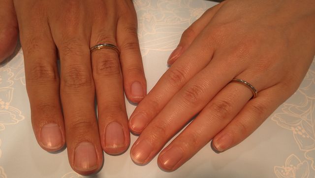 メイン素材：プラチナ
ミル打ち：ピンクゴールド