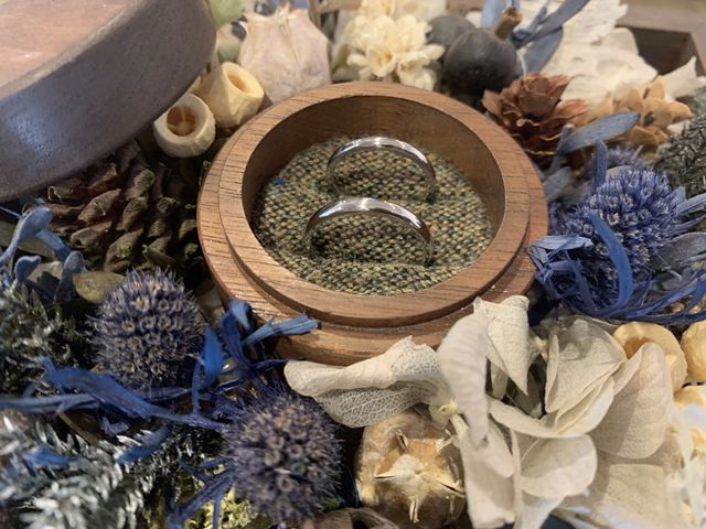 素材：プラチナ
仕上げ：クリア仕上げ