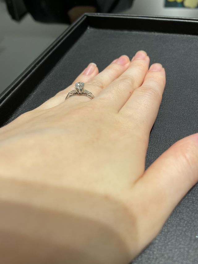 1番気に入ったアンサンブルの婚約指輪