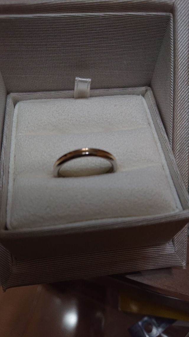 基本はゴールドです。