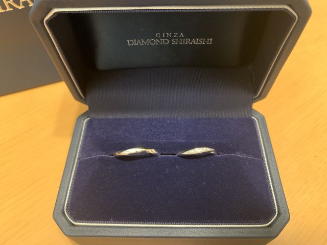 デザインもペアにしました。