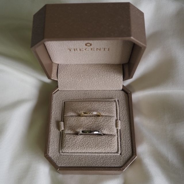 コスモ(フローラ)のゴールドとプラチナ。