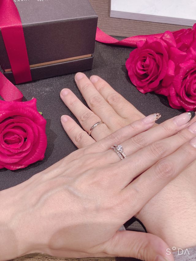 結婚指輪、婚約指輪。