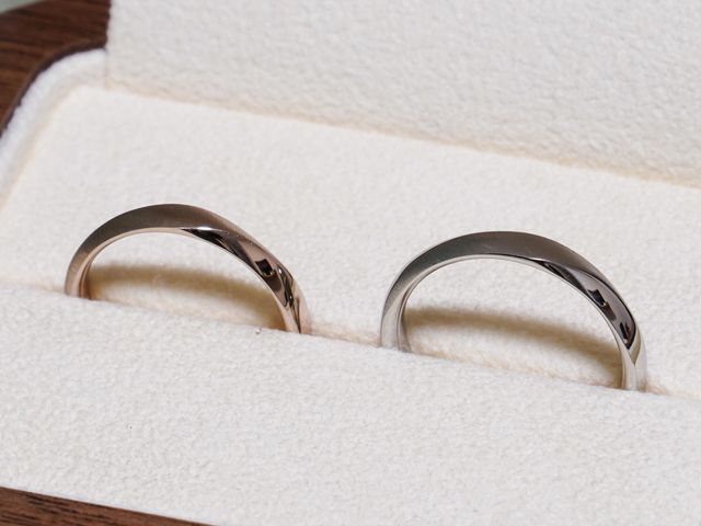 面取り部はヘアライン加工を入れました。