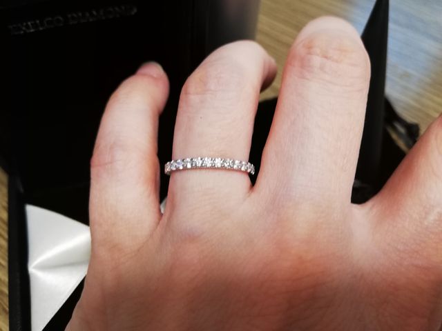 着けやすい。細身なので重たくないし、重ねづけにも良い。