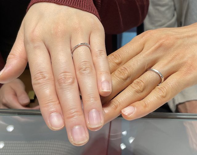 飽きの来ないシンプルなデザインが気に入っています。