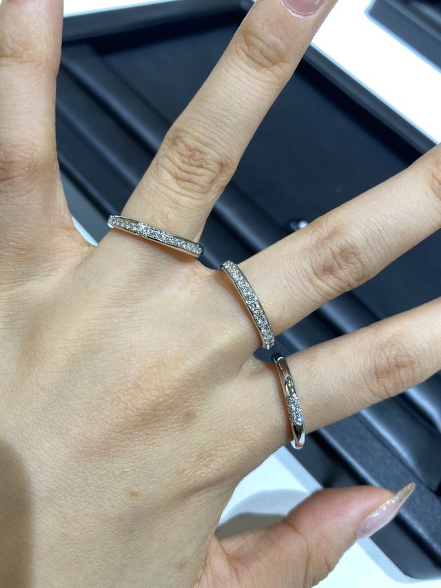 ハーフエタニティを中心に見ました。