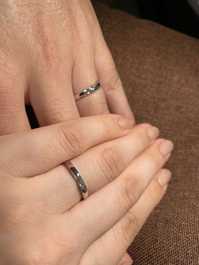 着け心地を重視しました。さりげなく光るダイヤが良いです。