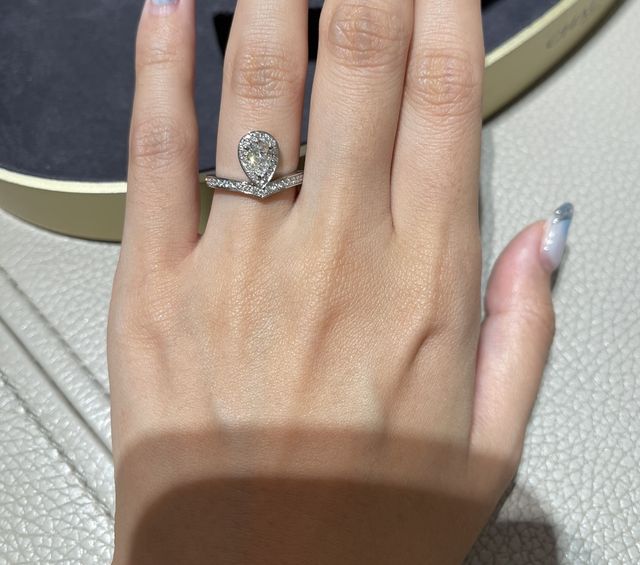 とても綺麗に光り、他の人と被らないのでおすすめです。