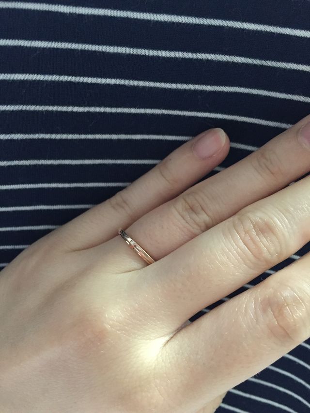 華奢なデザイン