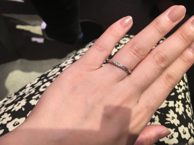 どこからみても綺麗なメレダイヤです。