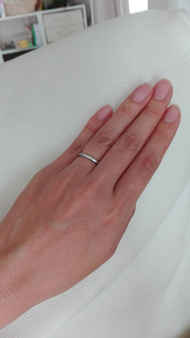 カルティエで購入したワンダイアモンドスクエアタイプです。