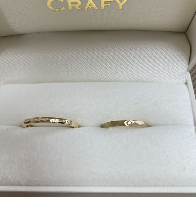 左が新郎、右が新婦