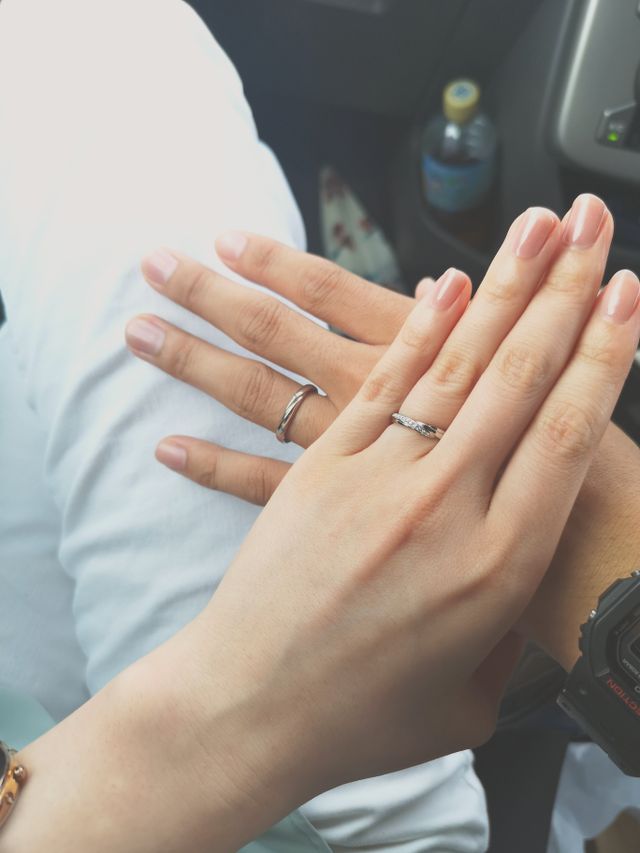 購入直後に車で撮影