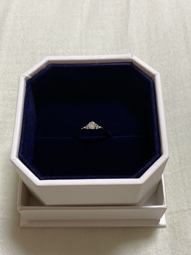 花が咲いたようなデザインで、とても可愛い。