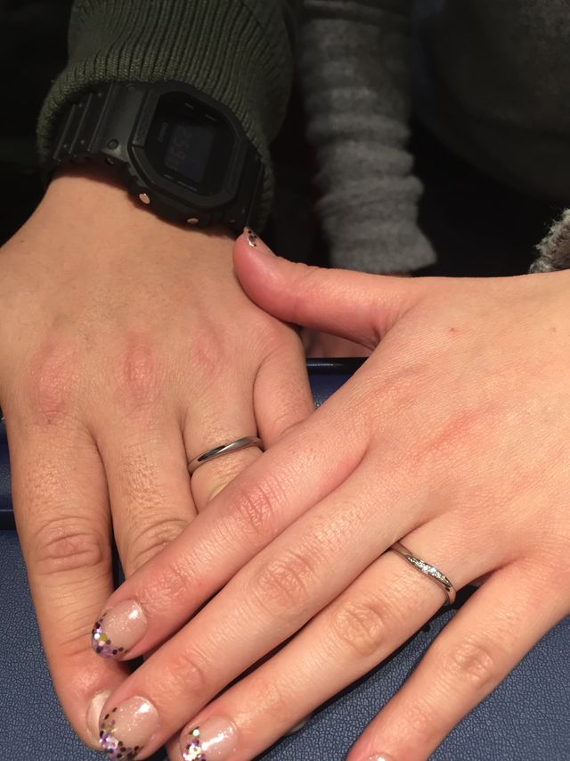 銀座ダイアモンドシライシです。シンプルで気に入りました。