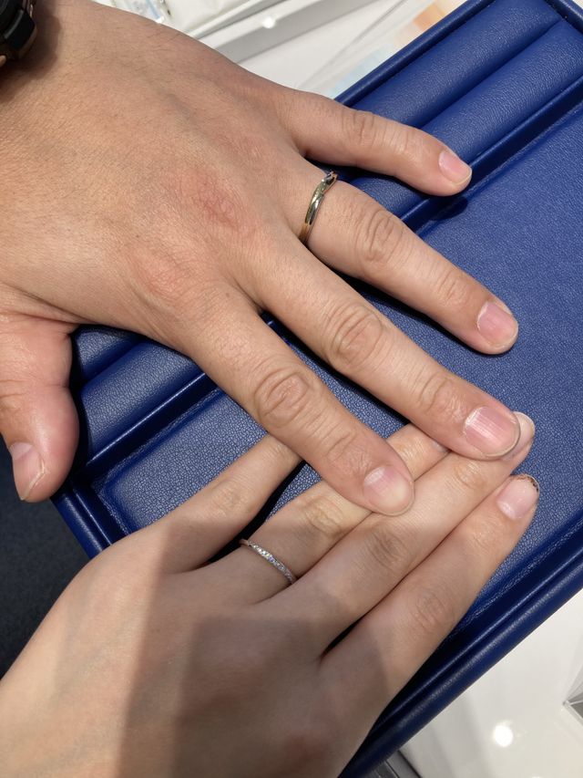 2人の指に合った指輪を選ぶ事が出来ました