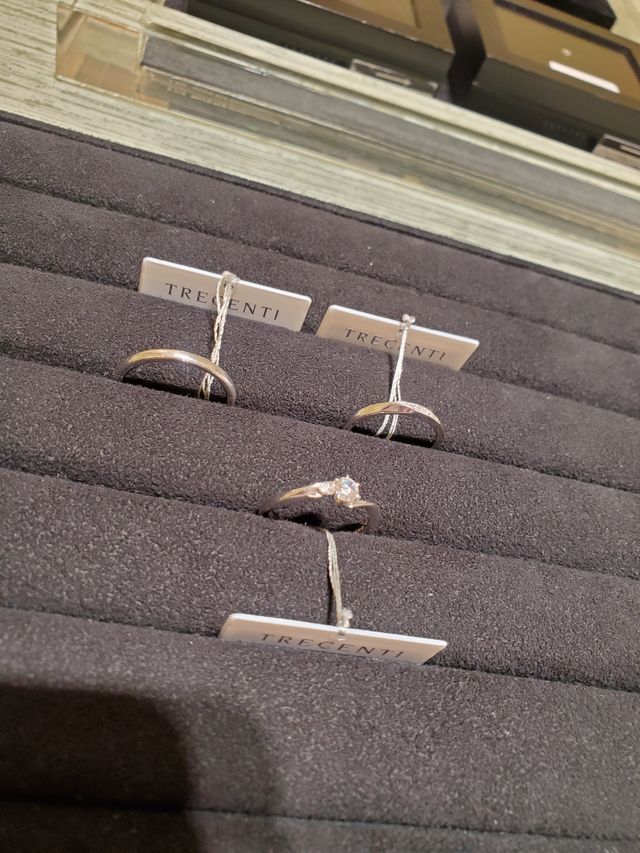 検討中のリングですー