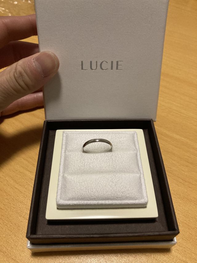 輝きもどこか深みがあって美しいです。落ち着きを感じます。