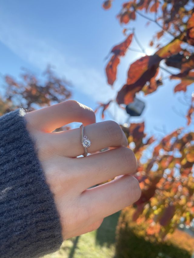 ダイヤは持ち込みで作って貰い、ダイヤの横にはトパーズを&hellip;