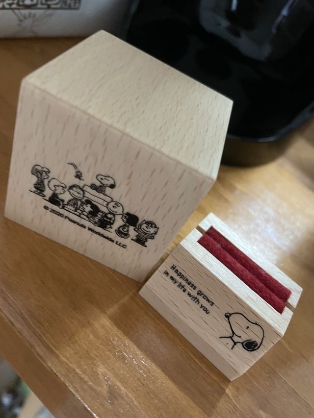 リングケースもとても可愛いです。使わない時は、写真立てにも。