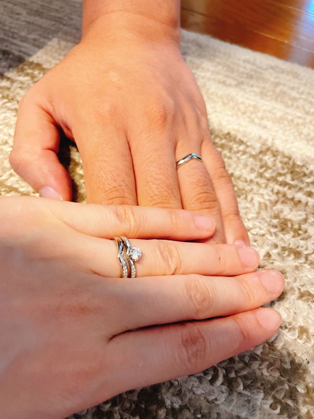 お洒落なセットリングで、旦那さんと一緒に決めました！