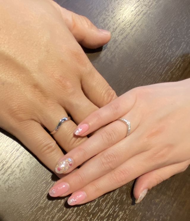 普段は、結婚指輪だけつける予定です。