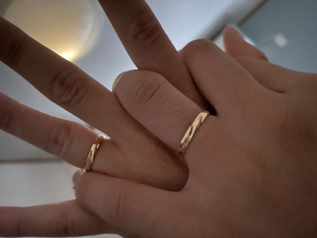 旦那の手と私の手