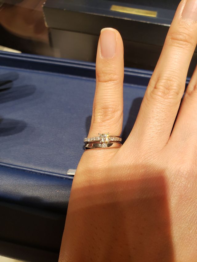 婚約指輪と結婚指輪重ね付け