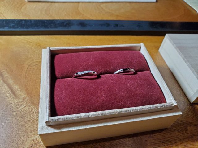 指輪を入れる箱も和風でかっこいいです。