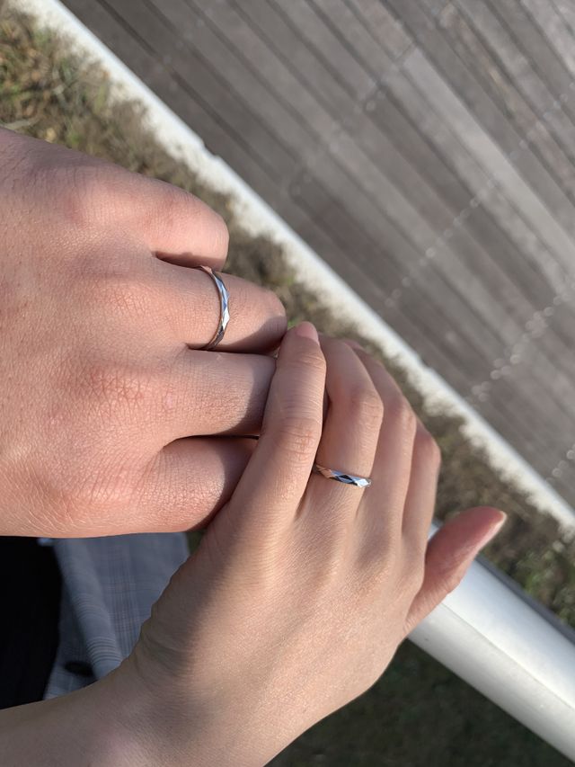 入籍後に海で撮りました^ ^