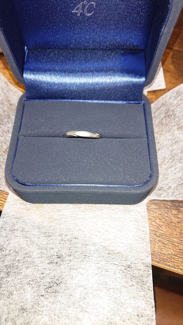 指輪 ケースに入れた状態