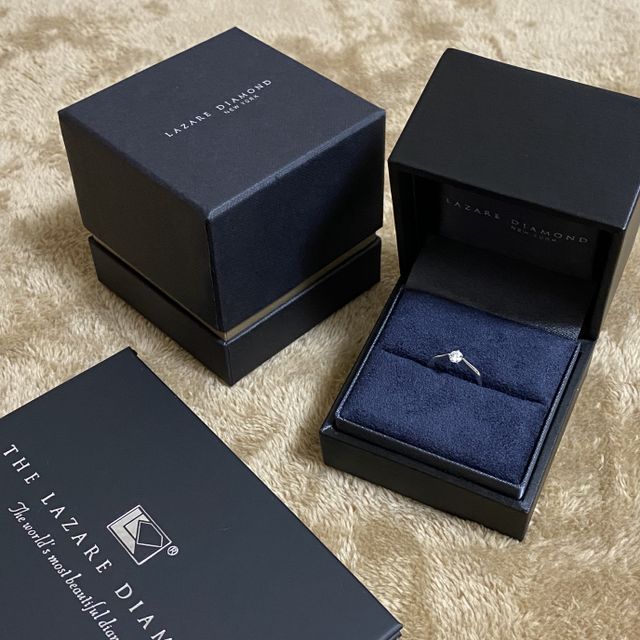 ボックスと鑑定書