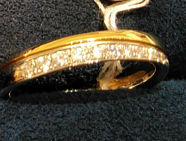 2カラータイプでおしゃれな指輪でした