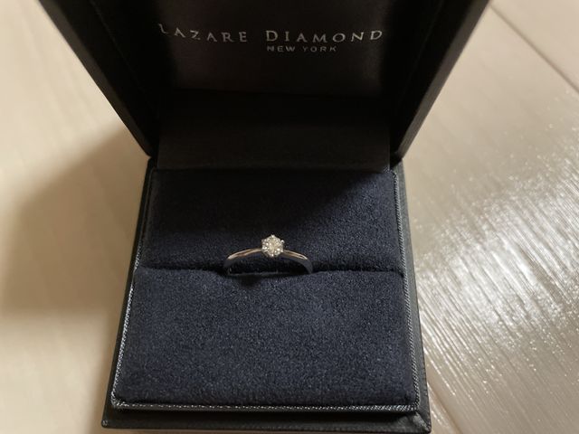 シンプルこそダイヤモンドが際立ちバランスが良く気に入ってます